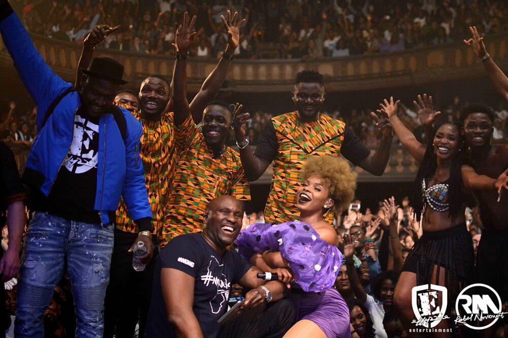 Yemi Alade & Ova Sabi Band Yemi Alade & Ova Sabi Band + World Famous DJ